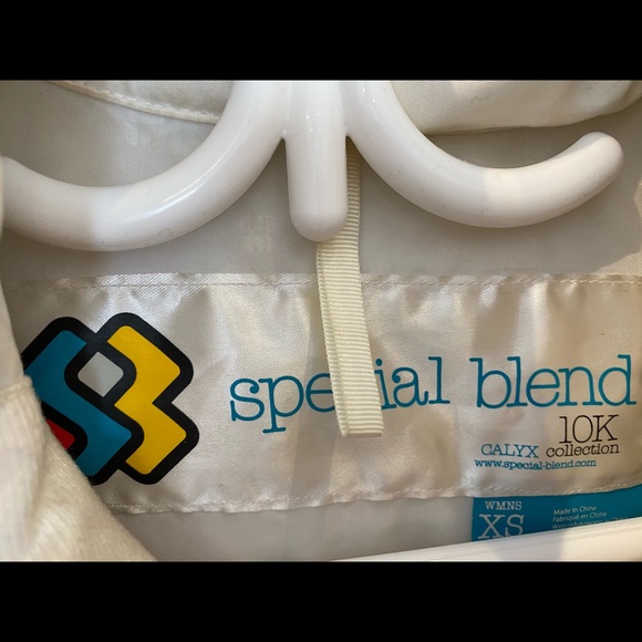 Winter/Snowboarding shell jacket! - Picture 7 of 8